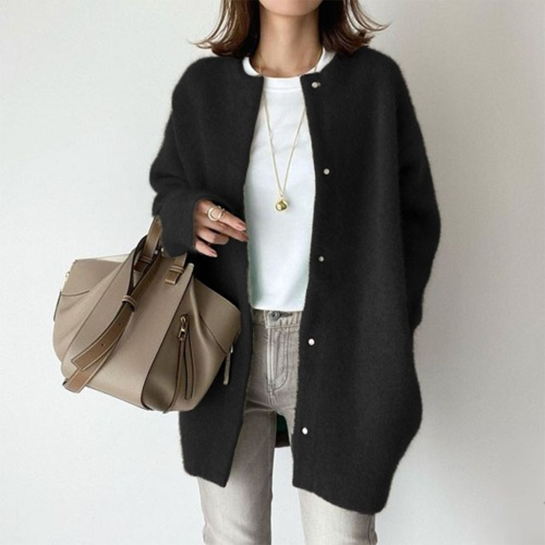 Cardigan long femme – Coupe oversize – Maille douce – Boutons discrets – Col rond