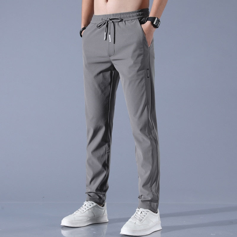 Pantalon Jogging Homme – Coupe Slim Fuselé – Taille Élastique avec Cordon – Tissu Respirant