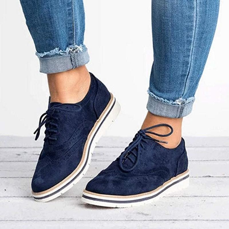 Chaussures Derby femme – Cuir suédé – Détail brogue – Lacets – Semelle confort
