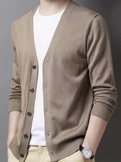 Cardigan homme – Coupe slim – Maille fine laine – Col V – Boutonné élégant