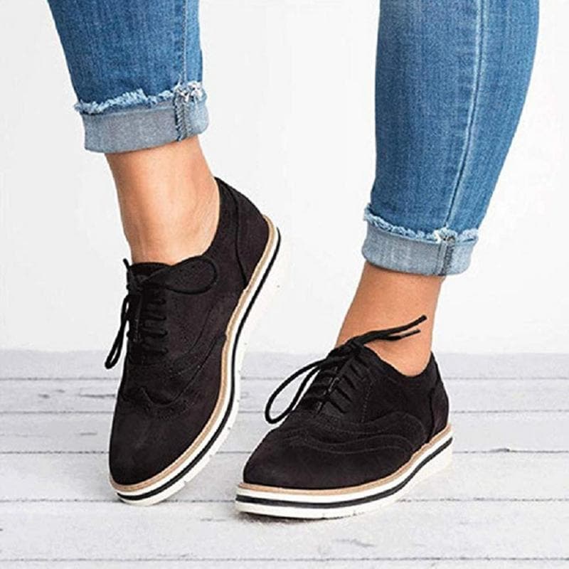 Chaussures Derby femme – Cuir suédé – Détail brogue – Lacets – Semelle confort