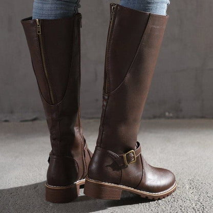 Bottes hautes femme – cuir lisse – talon bloc confortable – bout rond – boucle décorative