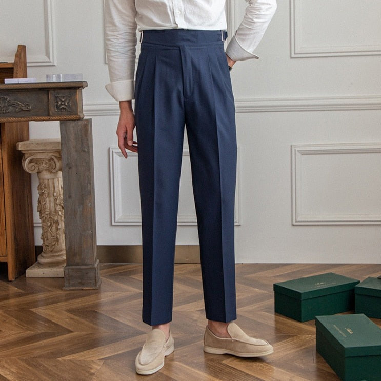 Pantalon homme élégant – Taille haute – Coupe ajustée – Pinces – Boucles réglables